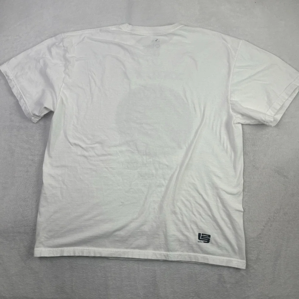 Nike Loose Fit Signature Series Lebron James White SS Graphic Shirt Men's XL